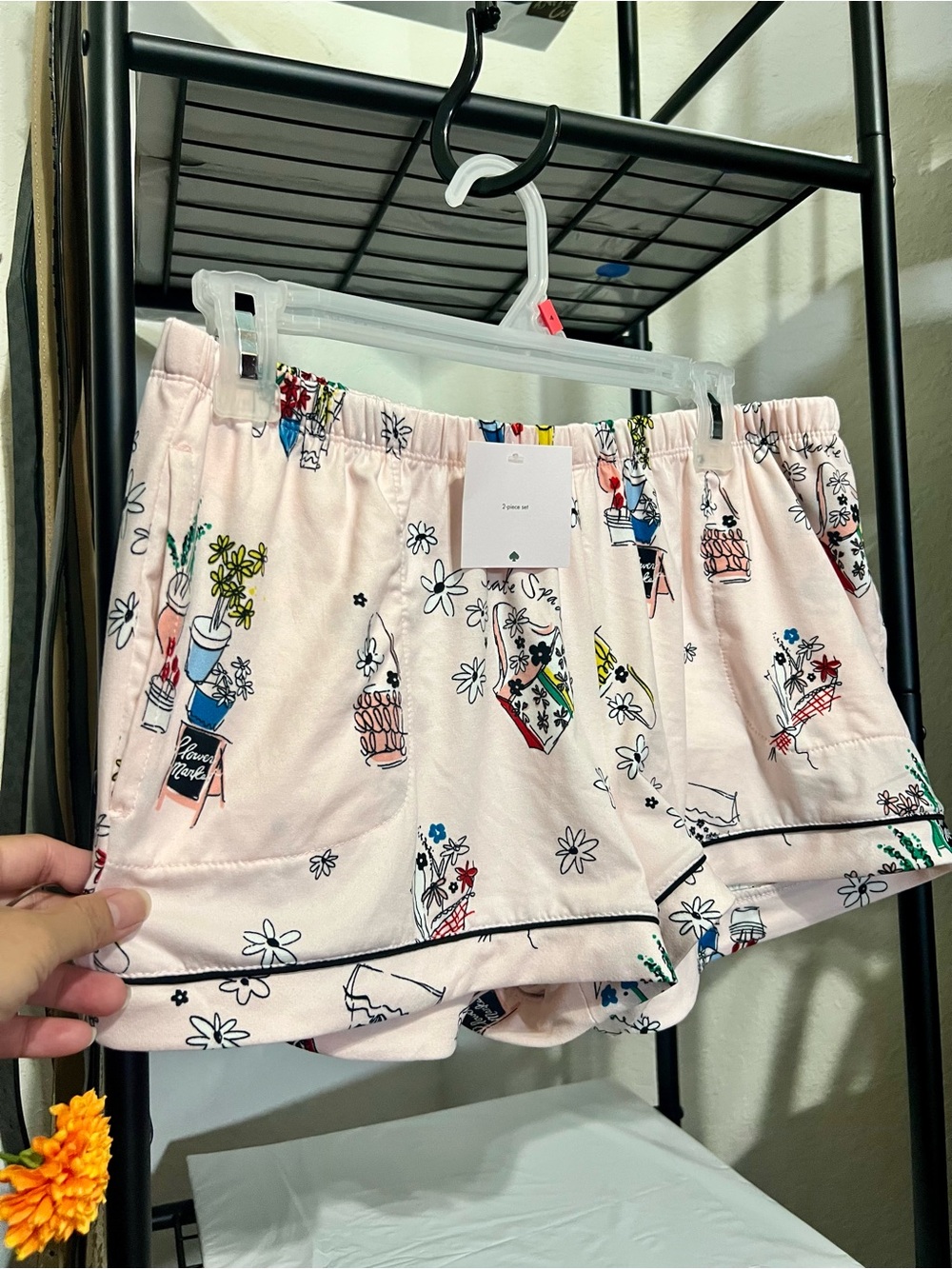 NWT Kate Spade Women's Pink Short Pajama Set with Garden Print - Picture 3 of 8